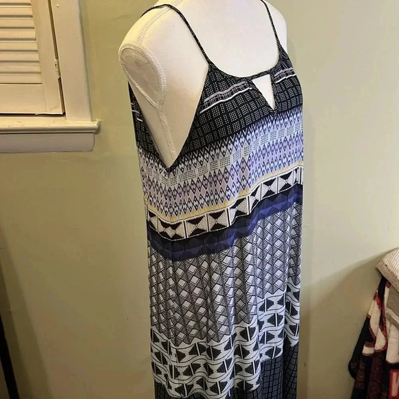 Prana Nari Halter Keyhole Sleeveless Hi Lo Midi Dress in Mist - Picture 17 of 17